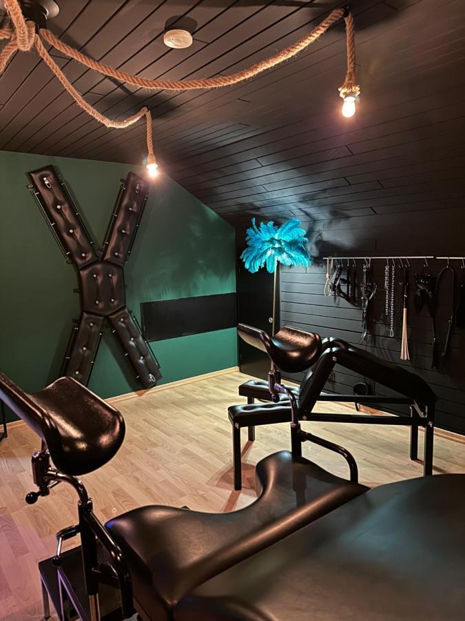 Erwachsenenhotel Bdsm Apartment Hotel Emotion Apartments Mit Privater Sauna Vlotho Buitenkant foto