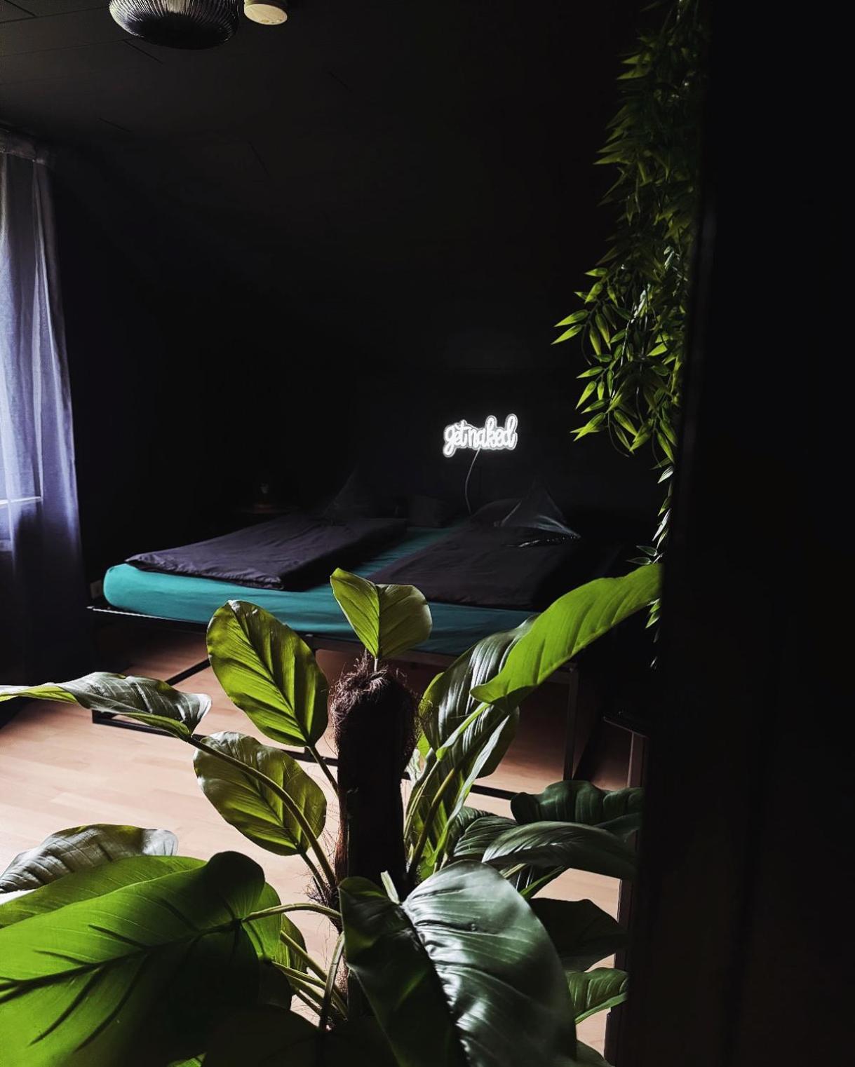 Erwachsenenhotel Bdsm Apartment Hotel Emotion Apartments Mit Privater Sauna Vlotho Buitenkant foto